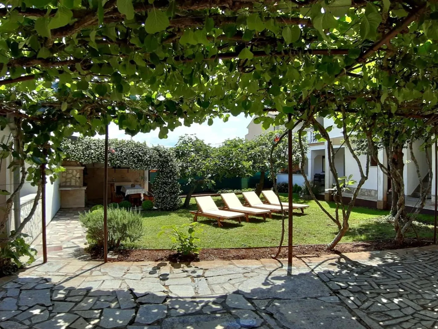 Apartments Vidovic Funtana 0*,