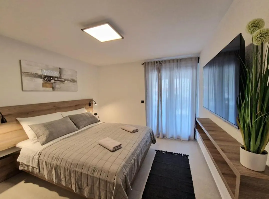 Apartments Vidovic Funtana Croatia